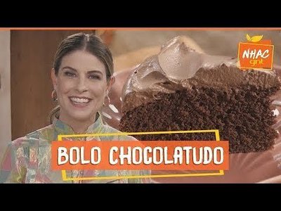 Bolo Fudge de Chocolate com Cobertura de Chantilly