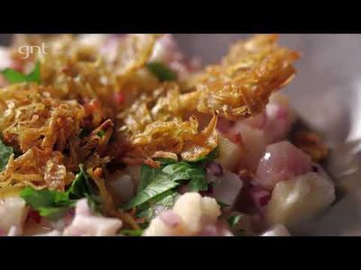 Ceviche de peixe com abacaxi