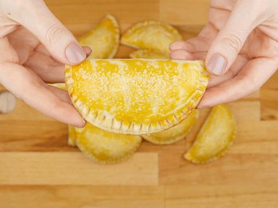 Pastel de Forno Doce - Massa de 4 ingredientes Doce de Leite e Romeu e Julieta