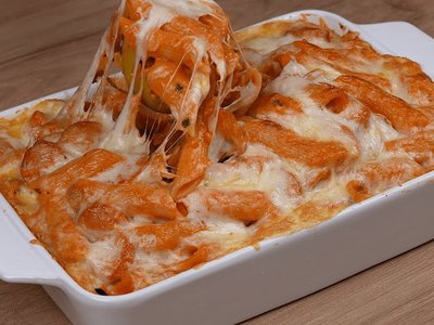Macarrão de Forno com Salsicha
