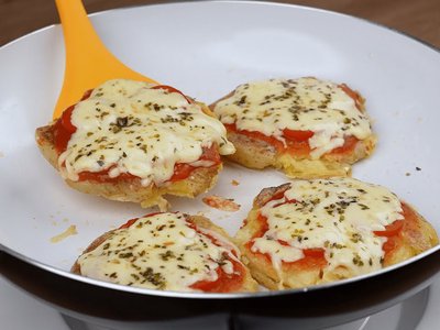 Pizza de Batatas (Sem Farinha e Sem Forno)