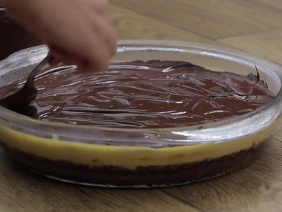 Receita de Ovo de Páscoa na Travessa