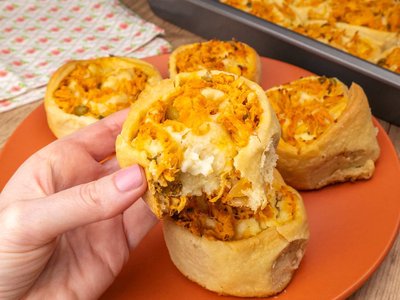 Pão de Frango com Catupiry Enroladinho