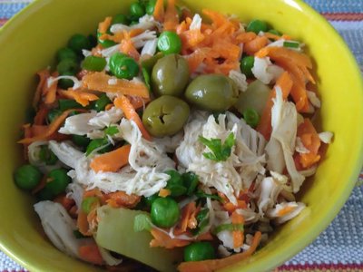 Salada de Frango com Legumes